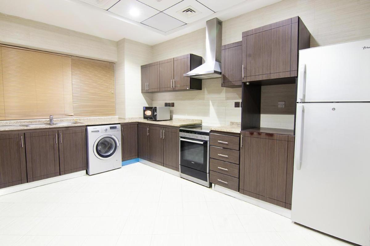 Better Living Apartment Dubai Exterior photo